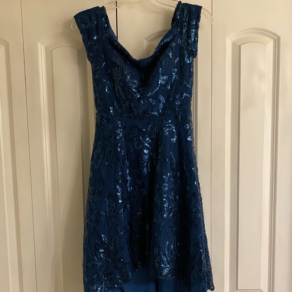 Size 3 Morgan and Co. blue dress